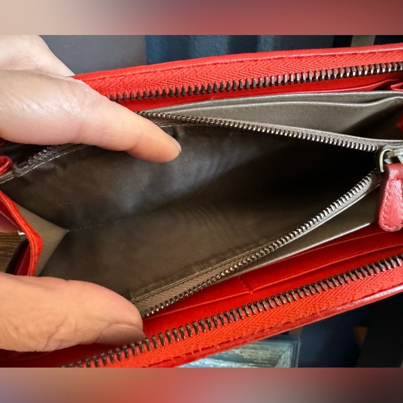 🔥BOTTEGA VENETA Intrecciato Zippy w/box-EUC - Picture 5 of 10